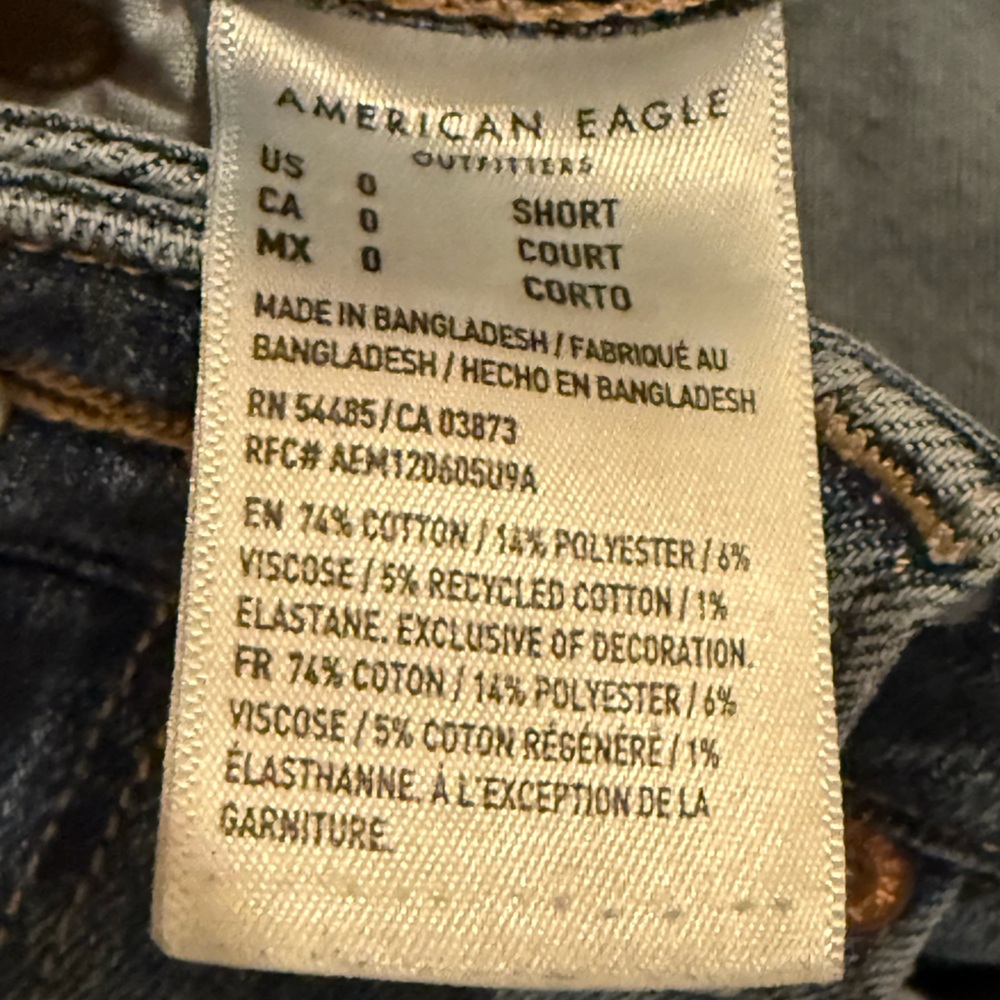 American Eagle Outfitters Dark Blue Mom Jeans - Picture 3 of 4